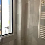 Beautiful 2 Bedroom In Puerto Banus ! شقة