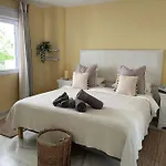 Beautiful 2 Bedroom In Puerto Banus ! ماربيا