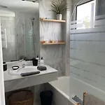 Beautiful 2 Bedroom In Puerto Banus ! Apartment