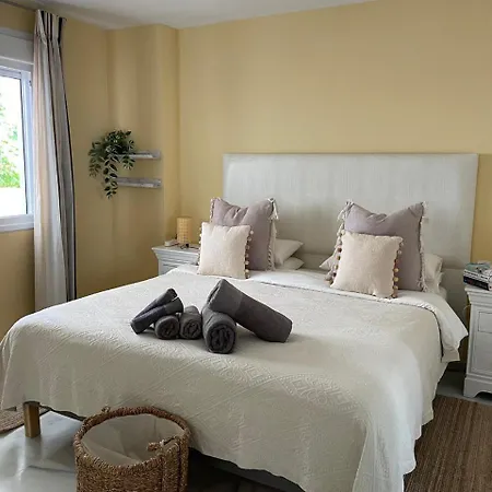 Beautiful 2 Bedroom In Puerto Banus ! Marbellac