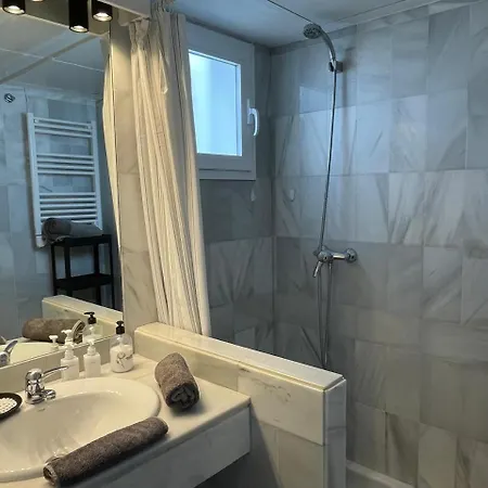 Beautiful 2 Bedroom In Puerto Banus ! Apartamento