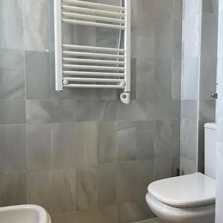 Beautiful 2 Bedroom In Puerto Banus ! Lejlighed *