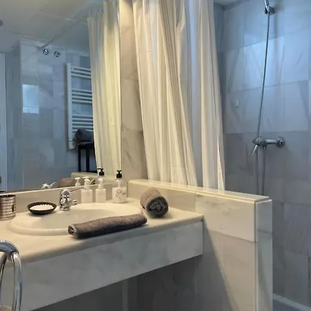 Apartamento Beautiful 2 Bedroom In Puerto Banus ! Marbella