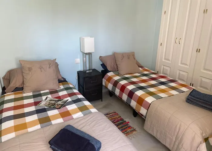 Daire Beautiful 2 Bedroom In Puerto Banus ! *
