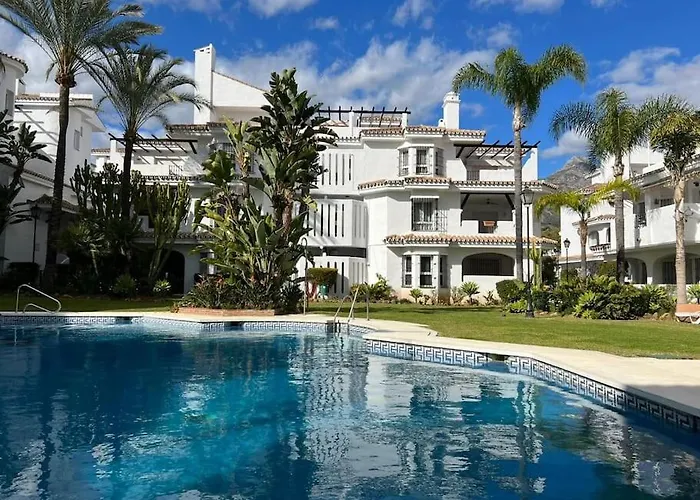 Beautiful 2 Bedroom In Puerto Banus ! Daire Marbella