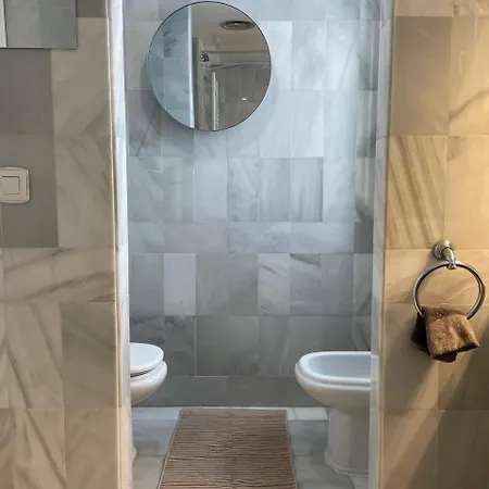 Beautiful 2 Bedroom In Puerto Banus ! מארבלה