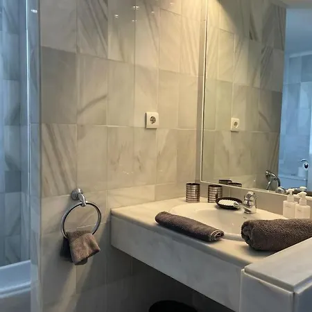 דירה Beautiful 2 Bedroom In Puerto Banus ! *